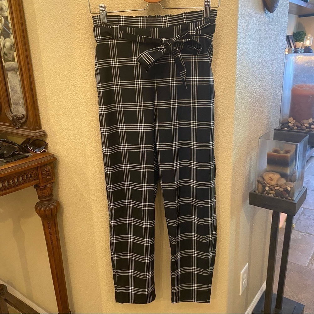 H&M Black White High-Waisted Waist Tie Pants Size 4
